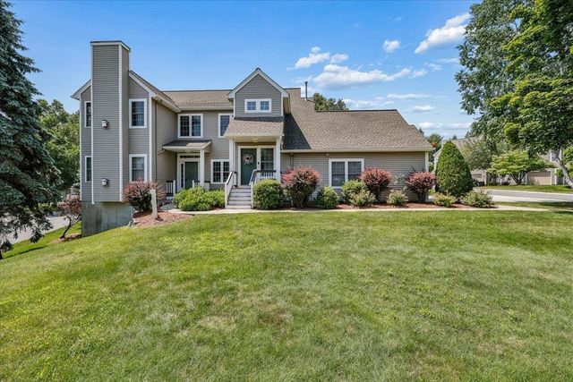 11 Edward Circle, Bedford, NH 03110
