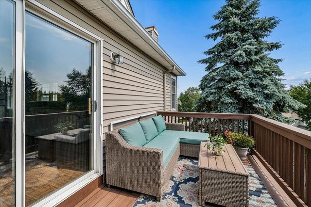 11 Edward Circle, Bedford, NH 03110