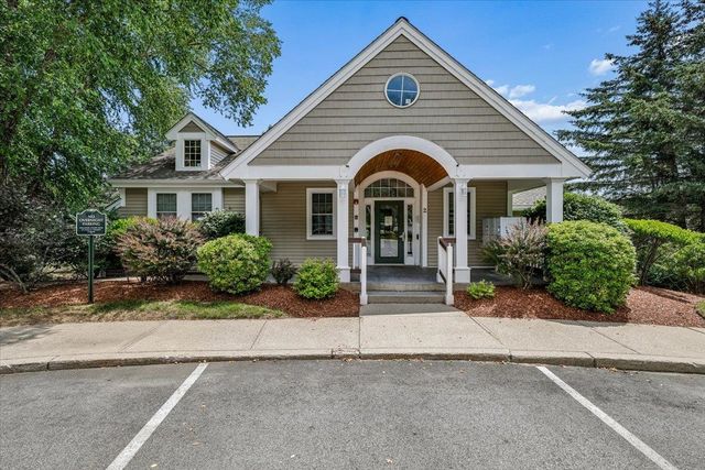 11 Edward Circle, Bedford, NH 03110
