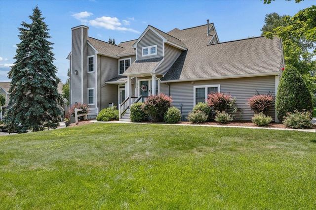 11 Edward Circle, Bedford, NH 03110