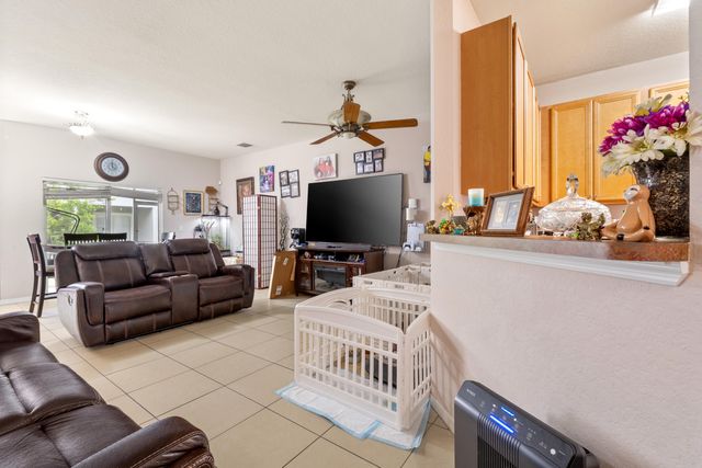 3122 Grandiflora Drive, Greenacres, FL 33467