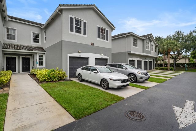 3122 Grandiflora Drive, Greenacres, FL 33467