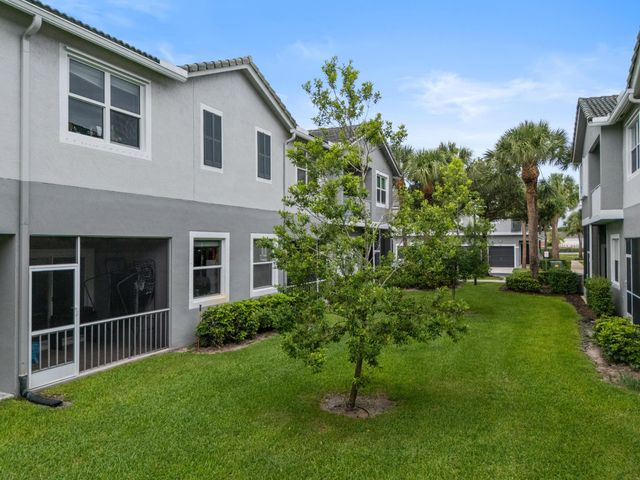 3122 Grandiflora Drive, Greenacres, FL 33467