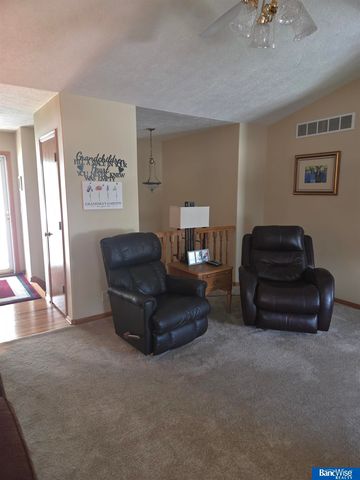 6237 Cornflower Drive, Lincoln, NE 68504