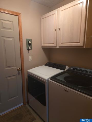 6237 Cornflower Drive, Lincoln, NE 68504