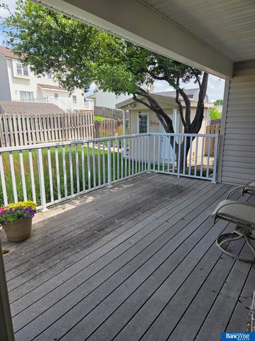 6237 Cornflower Drive, Lincoln, NE 68504
