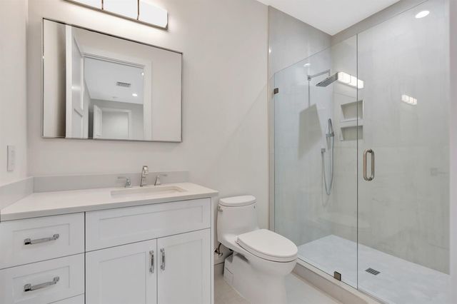 245 Alhambra Place, West Palm Beach, FL 33405