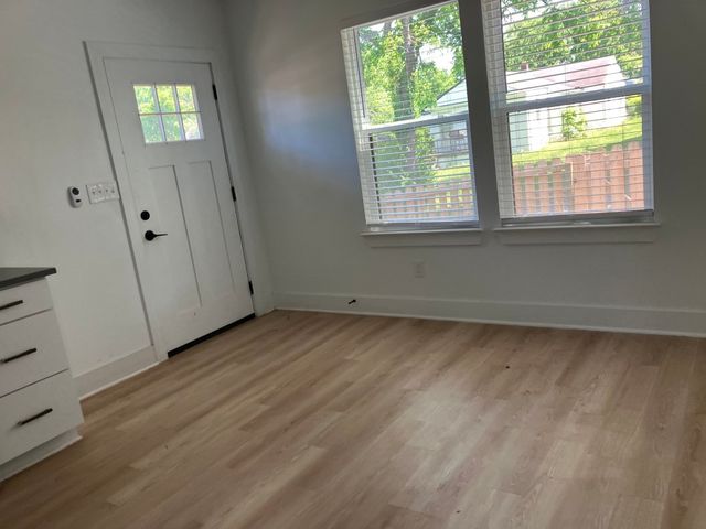 717 N 9th St B, Nashville, TN 37206