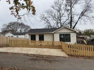 717 N 9th St B, Nashville, TN 37206