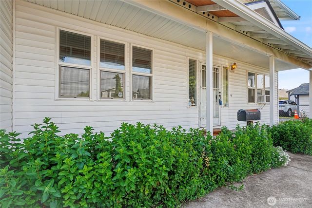 314 Factory Avenue N, Renton, WA 98057