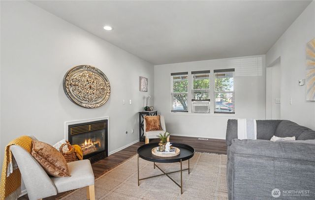 314 Factory Avenue N, Renton, WA 98057