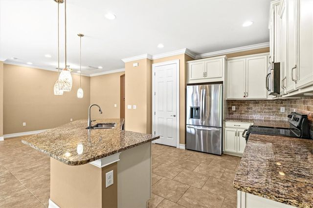 112 VENTOSA PLACE, Nokomis, FL 34275