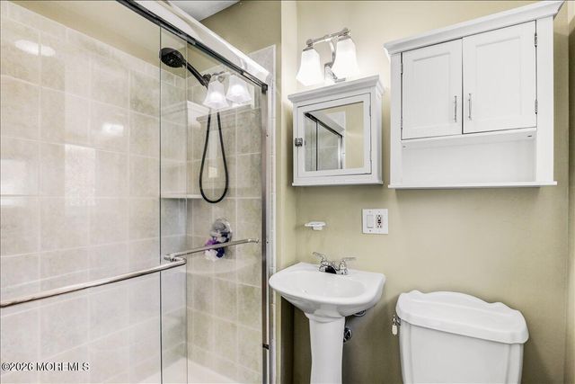31 Cameron Court, Freehold, NJ 07728