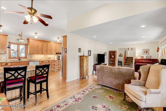 31 Cameron Court, Freehold, NJ 07728
