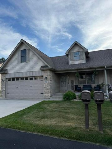 901 9th Street SW 6a, Demotte, IN 46310