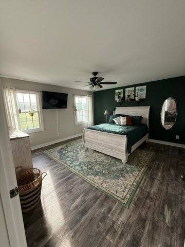 901 9th Street SW 6a, Demotte, IN 46310