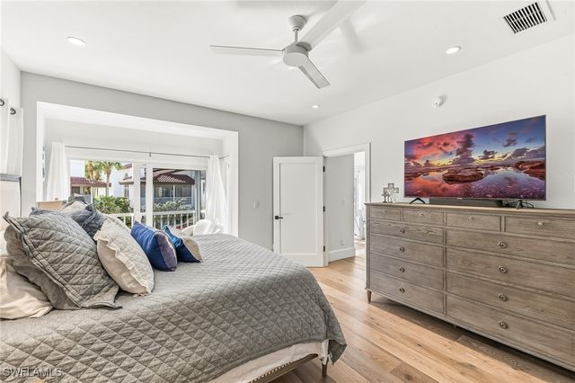 4705 Villa Mare LN, Naples, FL 34103