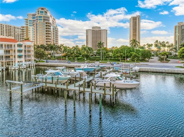 4705 Villa Mare LN, Naples, FL 34103