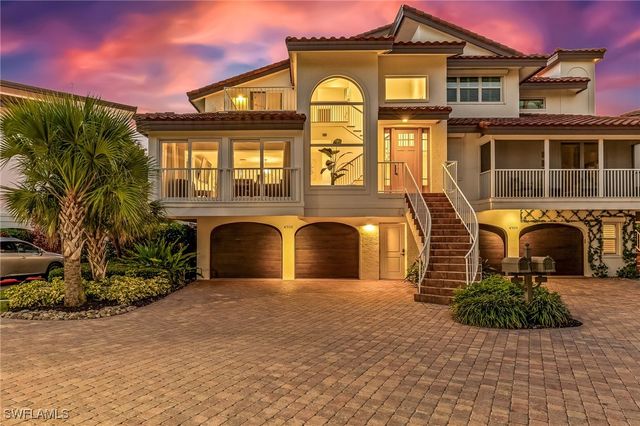 4705 Villa Mare LN, Naples, FL 34103