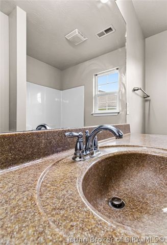 12310 Pinta Place, Sellersburg, IN 47172