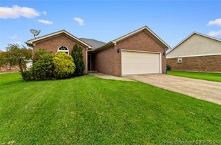12310 Pinta Place, Sellersburg, IN 47172