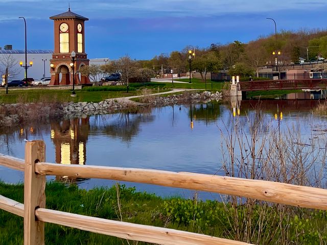 204 La Fox River Drive, Algonquin, IL 60102