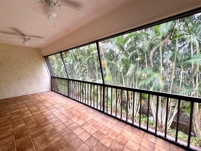 4570 RINGWOOD MEADOW 2, Sarasota, FL 34235