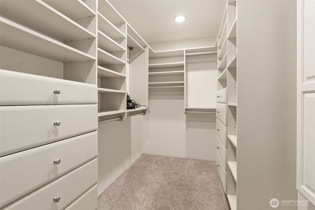 998 State Route 6, Raymond, WA 98577