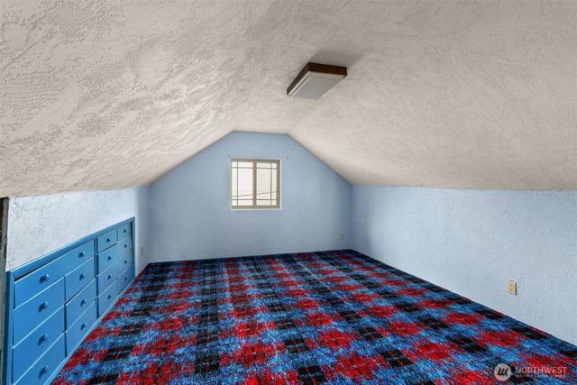 998 State Route 6, Raymond, WA 98577