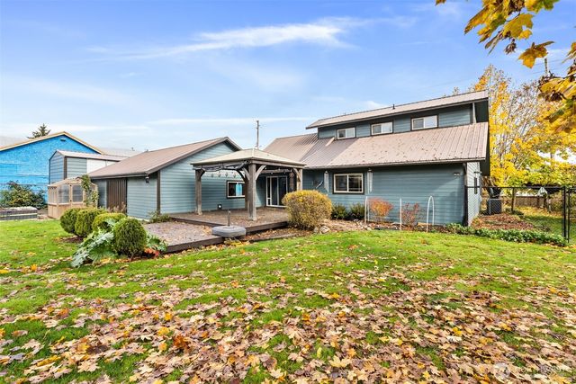 998 State Route 6, Raymond, WA 98577