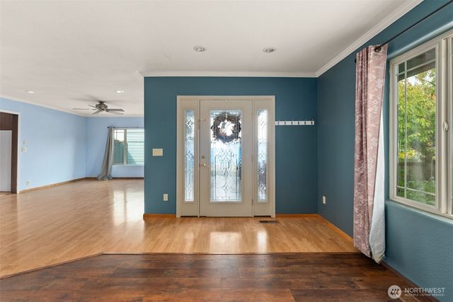 998 State Route 6, Raymond, WA 98577