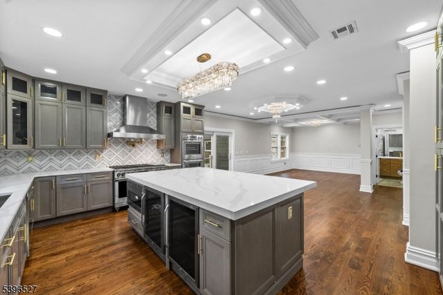 45 Dietrich Ln, North Haledon Boro, NJ 07508