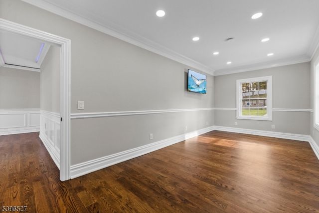 45 Dietrich Ln, North Haledon Boro, NJ 07508