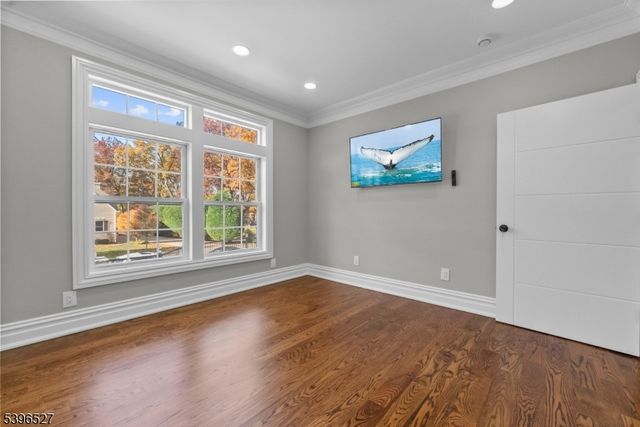 45 Dietrich Ln, North Haledon Boro, NJ 07508