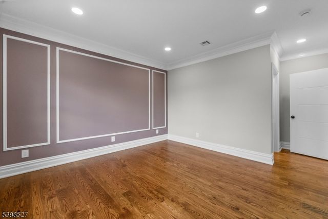 45 Dietrich Ln, North Haledon Boro, NJ 07508