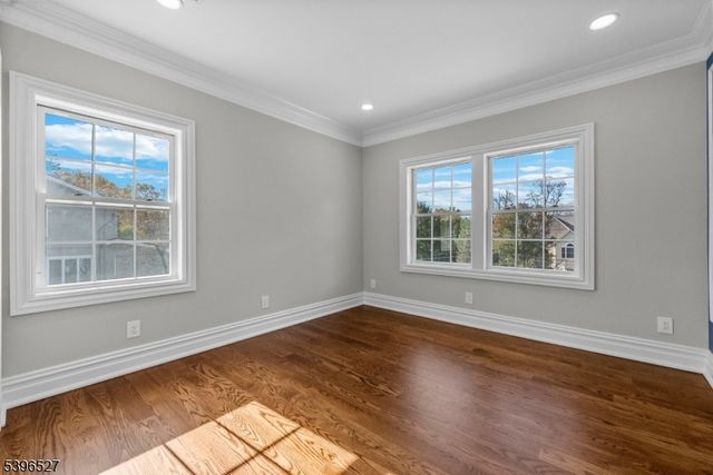 45 Dietrich Ln, North Haledon Boro, NJ 07508
