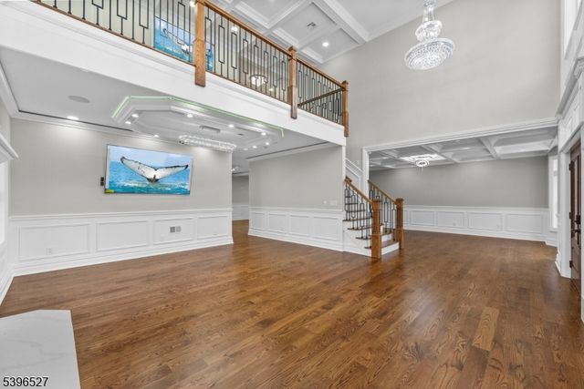 45 Dietrich Ln, North Haledon Boro, NJ 07508