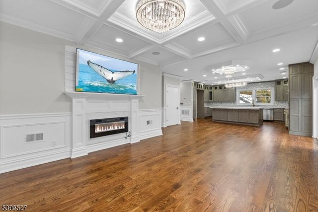 45 Dietrich Ln, North Haledon Boro, NJ 07508