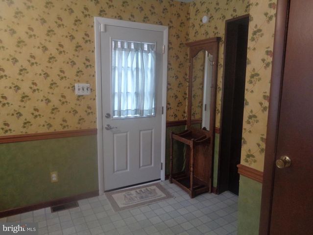 1730 HOLLINSHED AVE, Pennsauken, NJ 08110