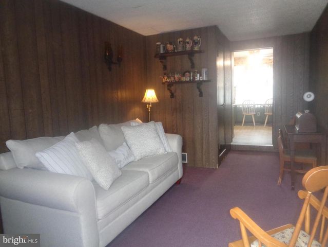 1730 HOLLINSHED AVE, Pennsauken, NJ 08110