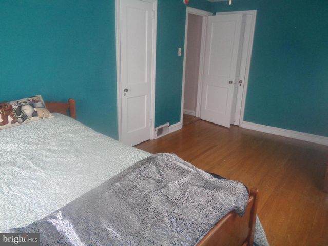 1730 HOLLINSHED AVE, Pennsauken, NJ 08110