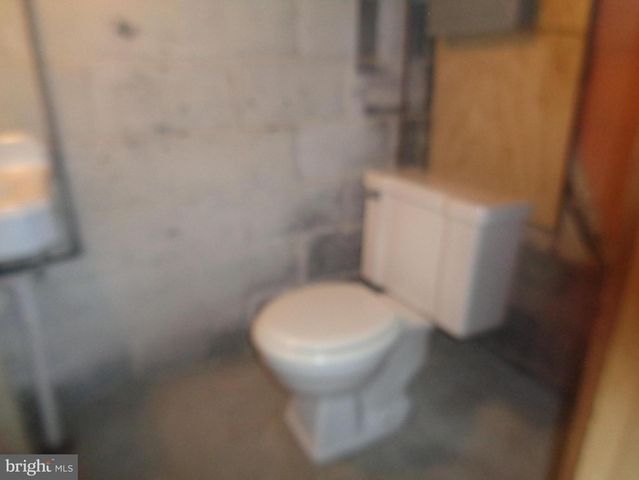 1730 HOLLINSHED AVE, Pennsauken, NJ 08110