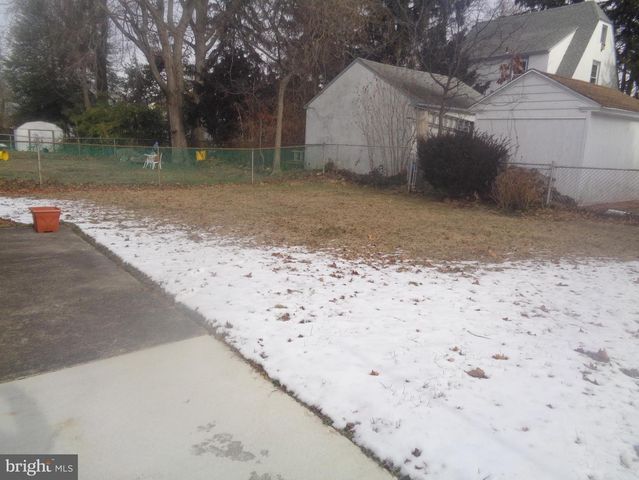 1730 HOLLINSHED AVE, Pennsauken, NJ 08110