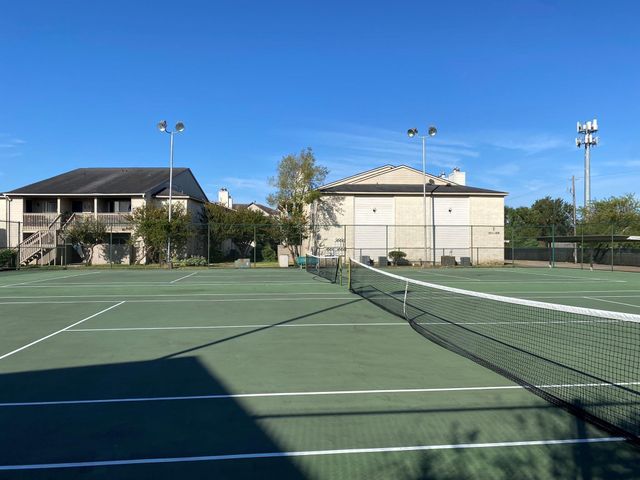 3919 Fairmont Parkway Parkway 162, Pasadena, TX 77504