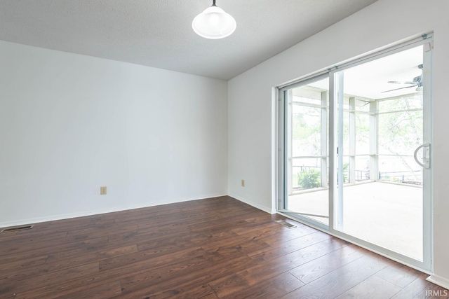 2200 S Sweetbriar Court, Bloomington, IN 47401