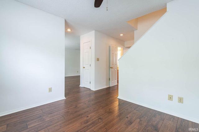 2200 S Sweetbriar Court, Bloomington, IN 47401