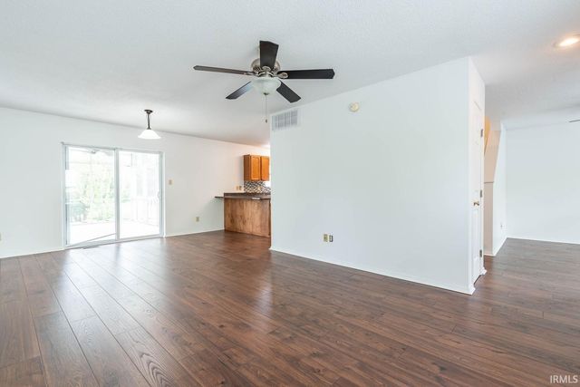 2200 S Sweetbriar Court, Bloomington, IN 47401