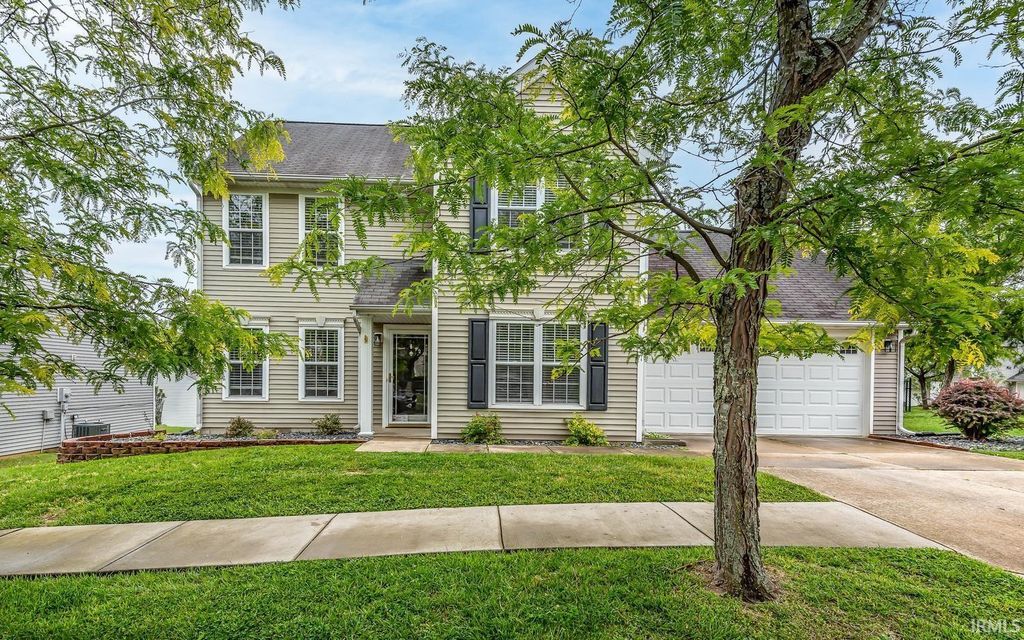 2200 S Sweetbriar Court, Bloomington, IN 47401