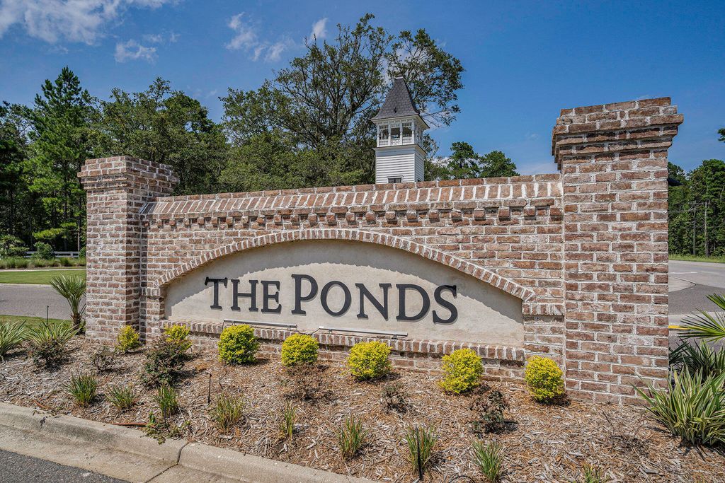201 Cherry Grove Drive, Summerville, SC 29483