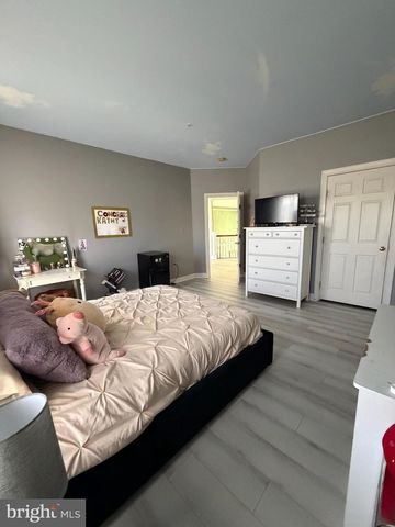 18724 BROOKE RD, Sandy Spring, MD 20860